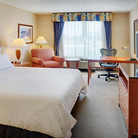 Hilton Garden Inn Toronto/Burlington Exterior foto