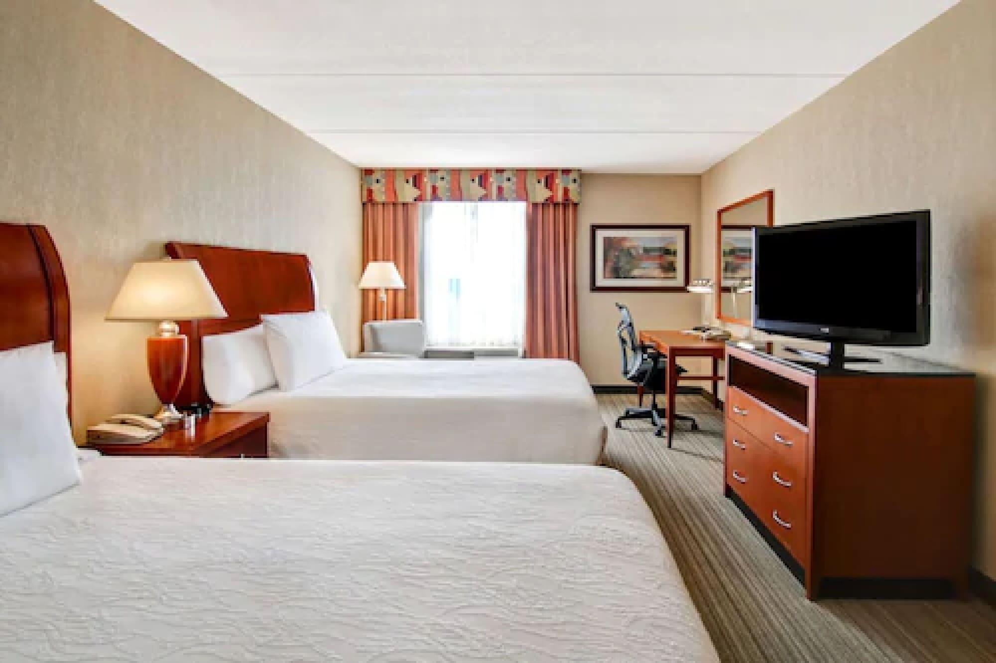 Hilton Garden Inn Toronto/Burlington Exterior foto